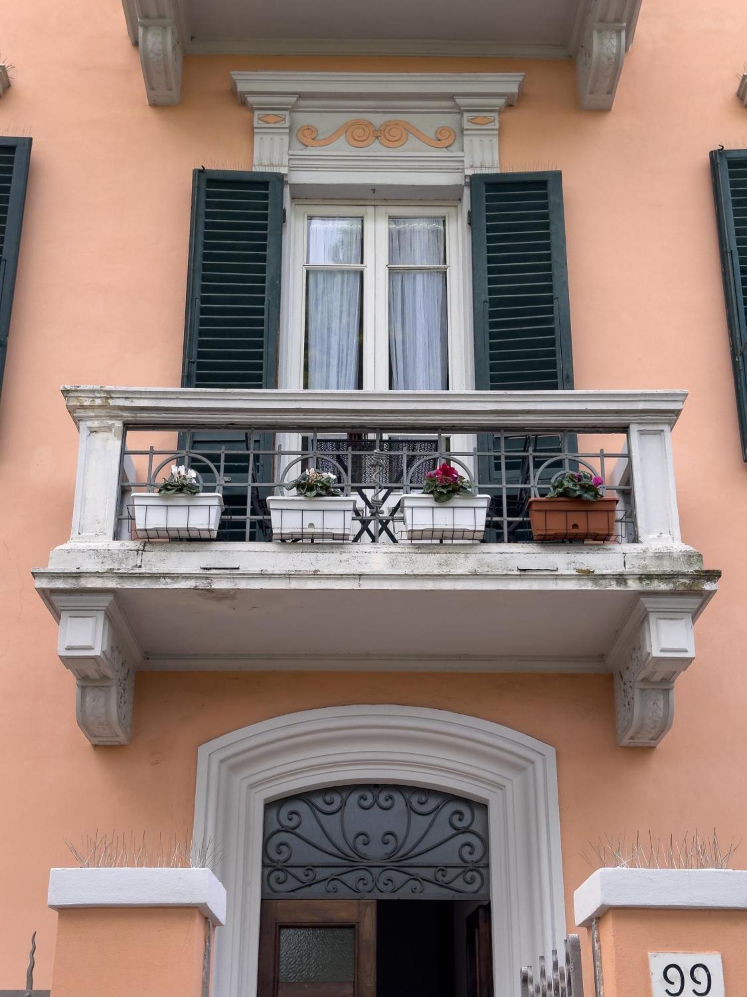 La Casa Di Eli Appartamenti Pise Extérieur photo